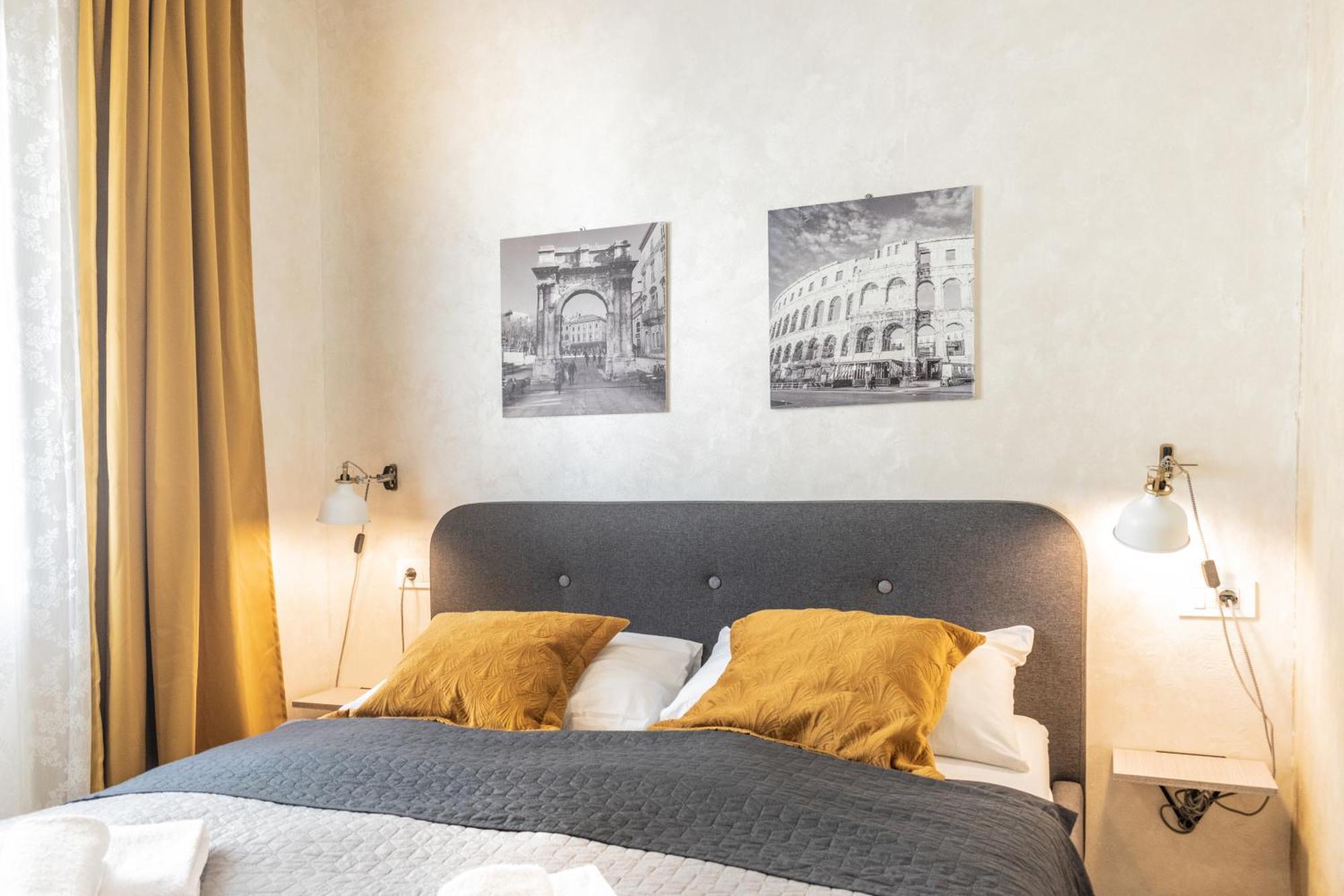 L&B Amphitheater Apartments بولا المظهر الخارجي الصورة