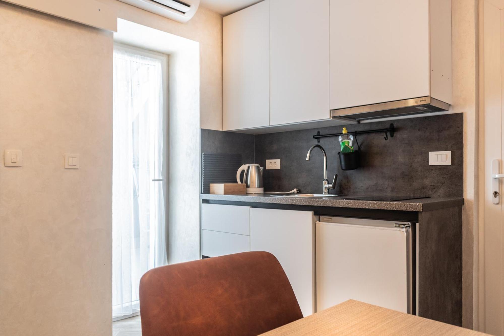 L&B Amphitheater Apartments بولا المظهر الخارجي الصورة